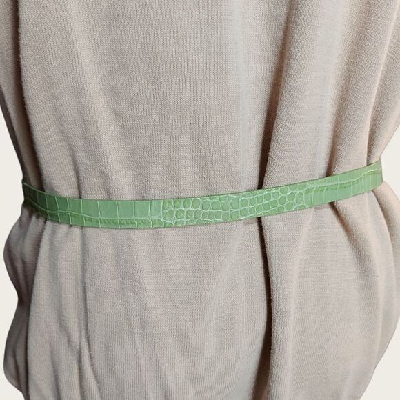 Vintage Danier Leather Green Snake Etched Leather Belt - Picture 3 of 11